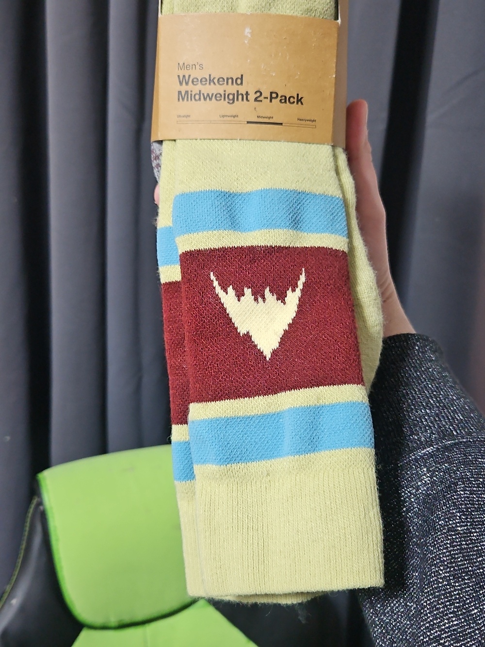 Burton Men’s Weekend Ski Socks: MUSHROOM/MAROON: NEW IN PACKAGE: SIZE L